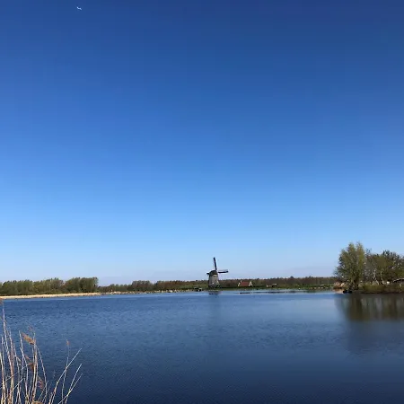 Twiske Zuid, Free Parking Отель типа 